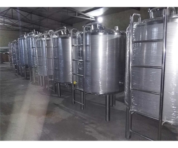 1-2噸發(fā)酵罐、待裝罐、CIP罐